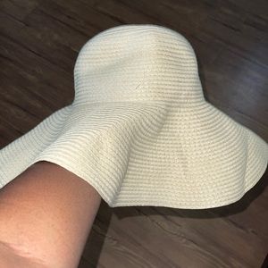 Everyday wear or beach straw hat